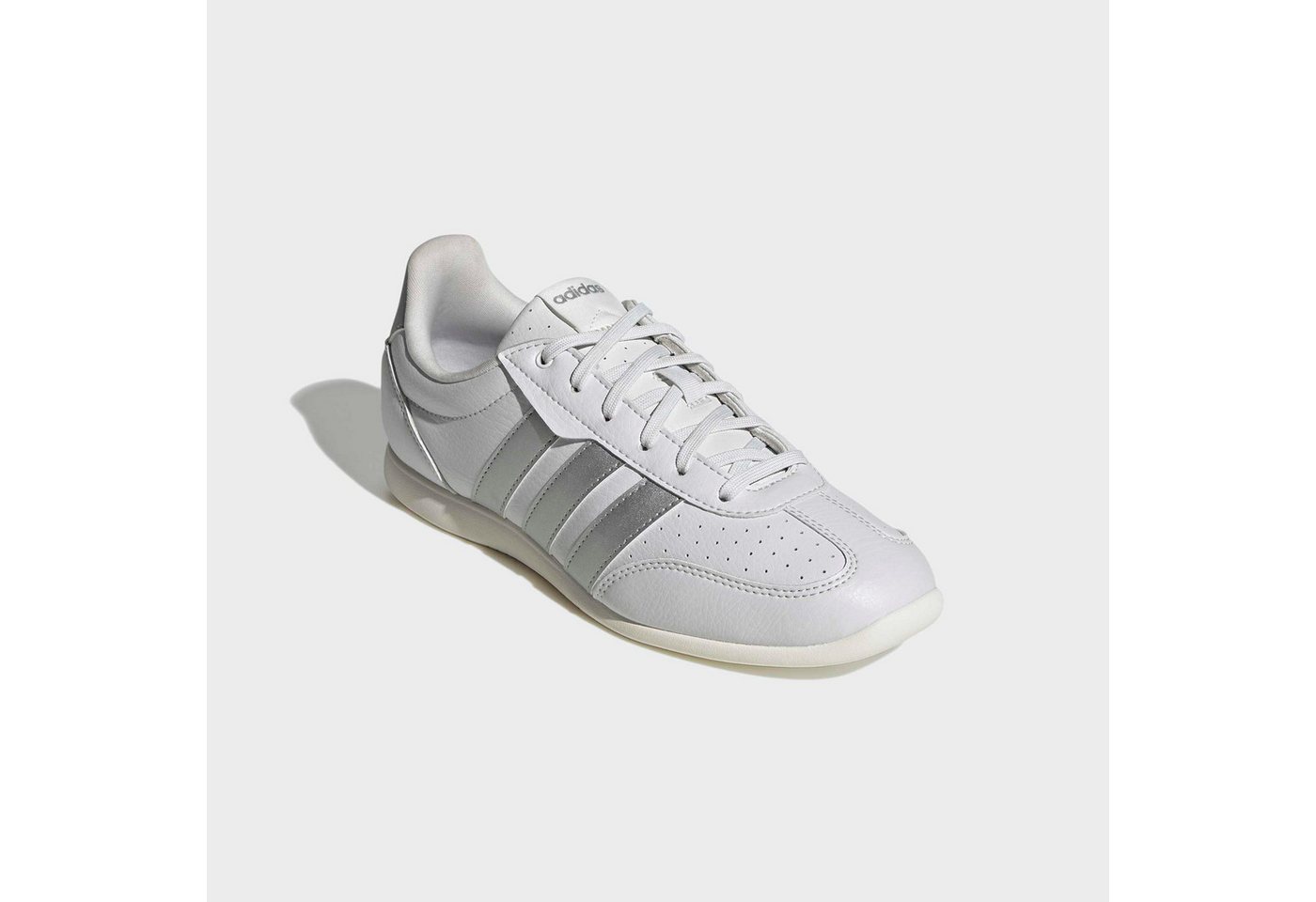 adidas Sportswear BARREDA LO Sneaker (weiß/silber)