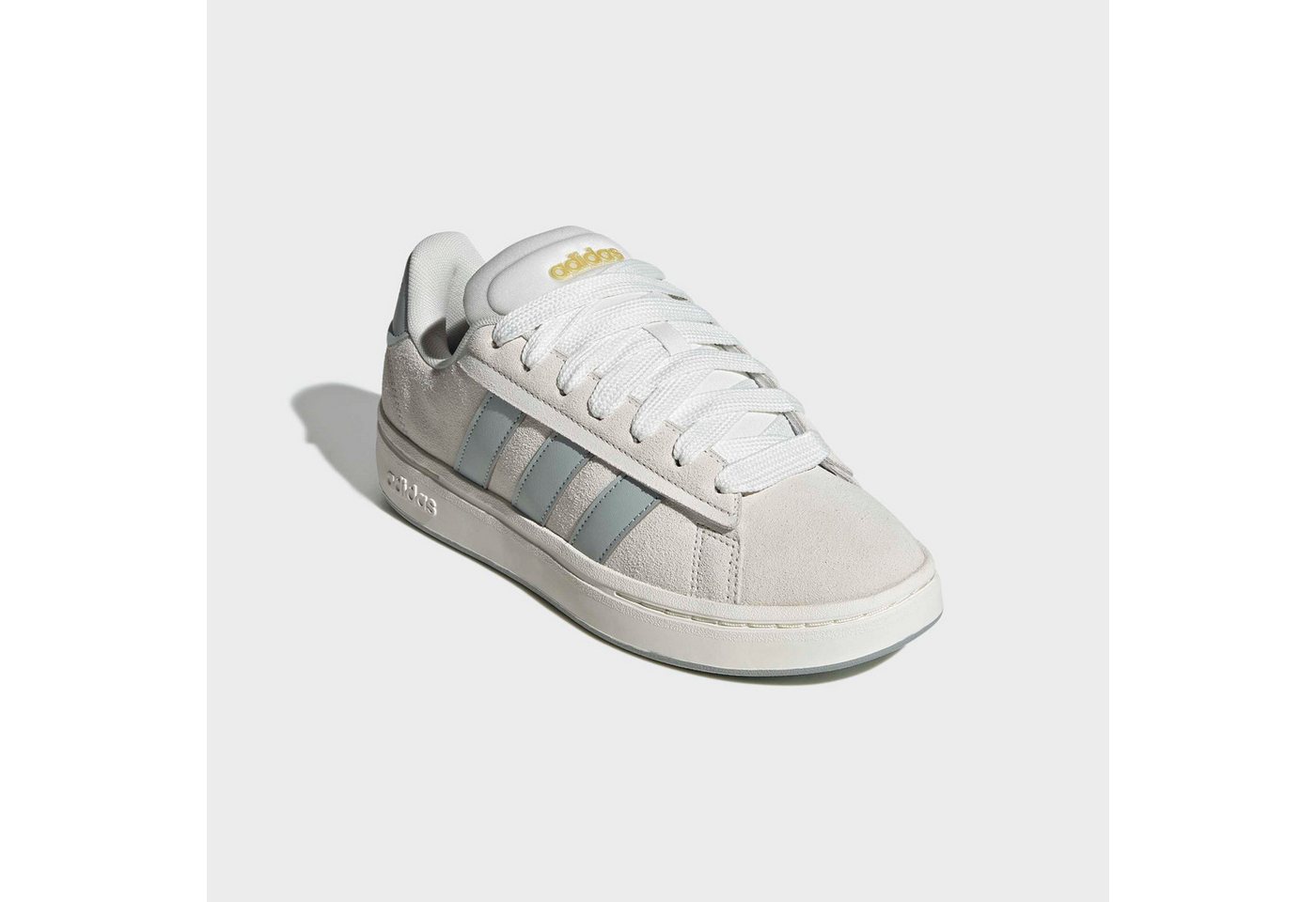 adidas Sportswear GRAND COURT ALPHA Sneaker inspiriert vom Design des adidas campus 00 (weiß/gold)