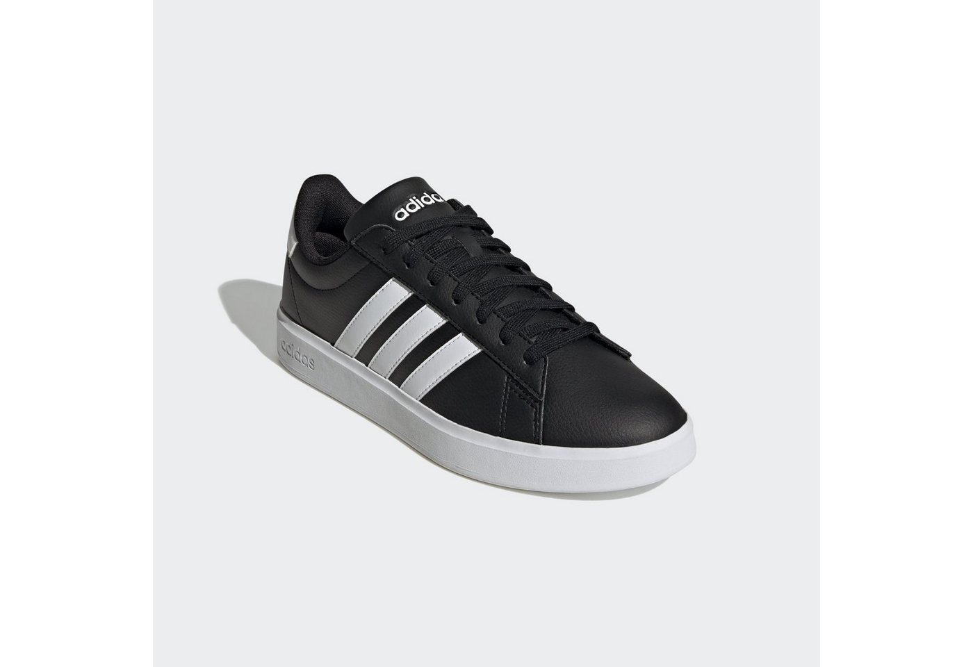 adidas Sportswear GRAND COURT CLOUDFOAM COMFORT Sneaker Design auf den Spuren des adidas Superstar (schwarz)