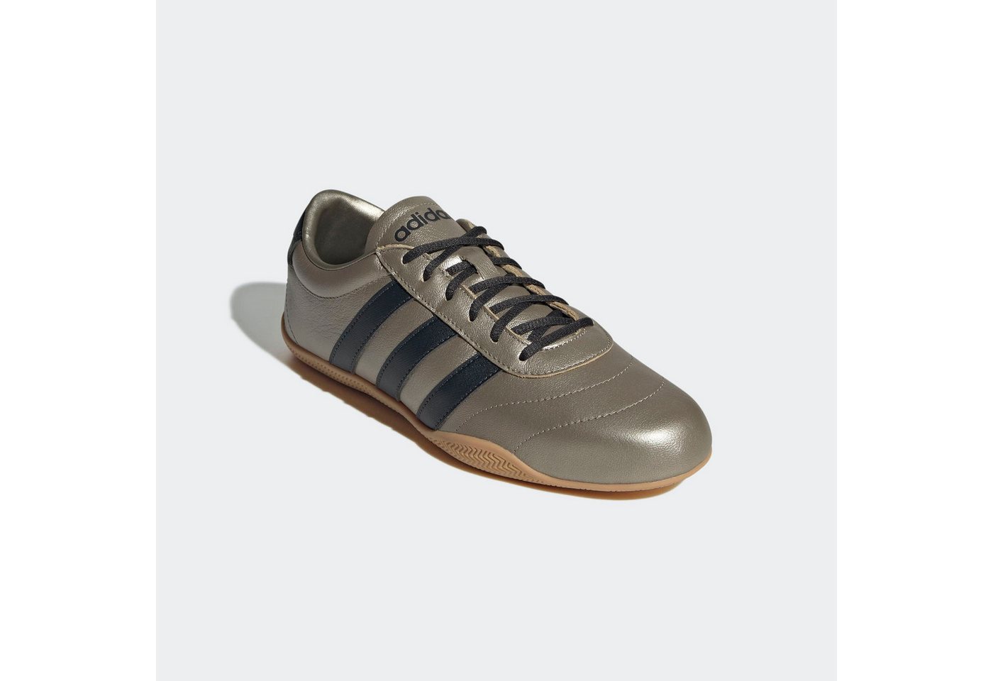 adidas Sportswear GRAND COURT LO Sneaker Design auf den Spuren des adidas Superstar (Cyber Metallic / Carbon / Gum 3)