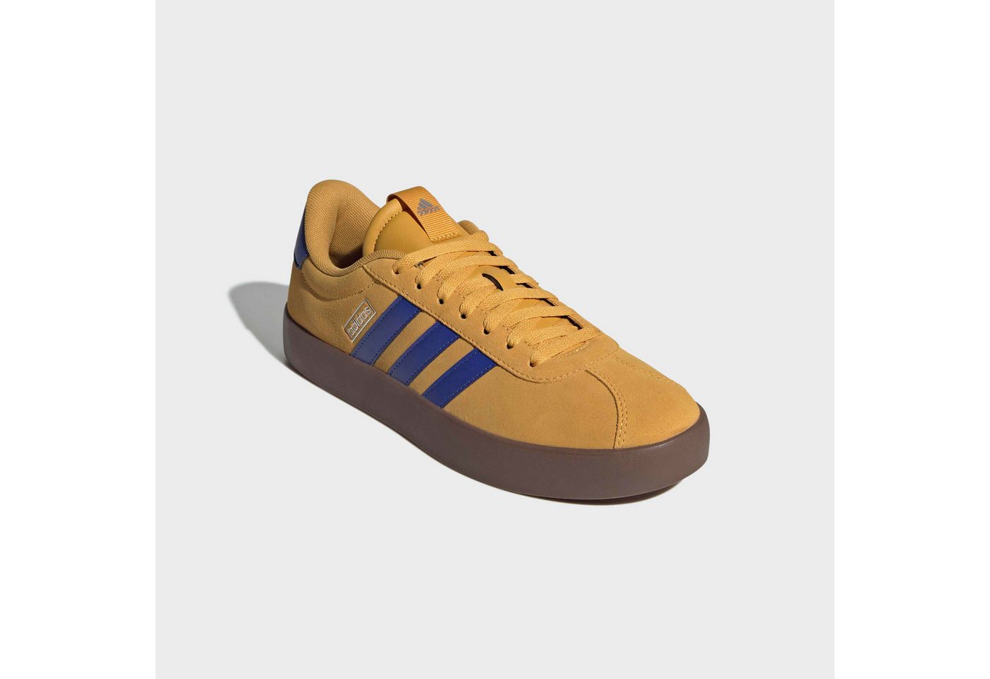 adidas Sportswear Sneaker inspiriert vom Design des adidas samba (gelb/silber)