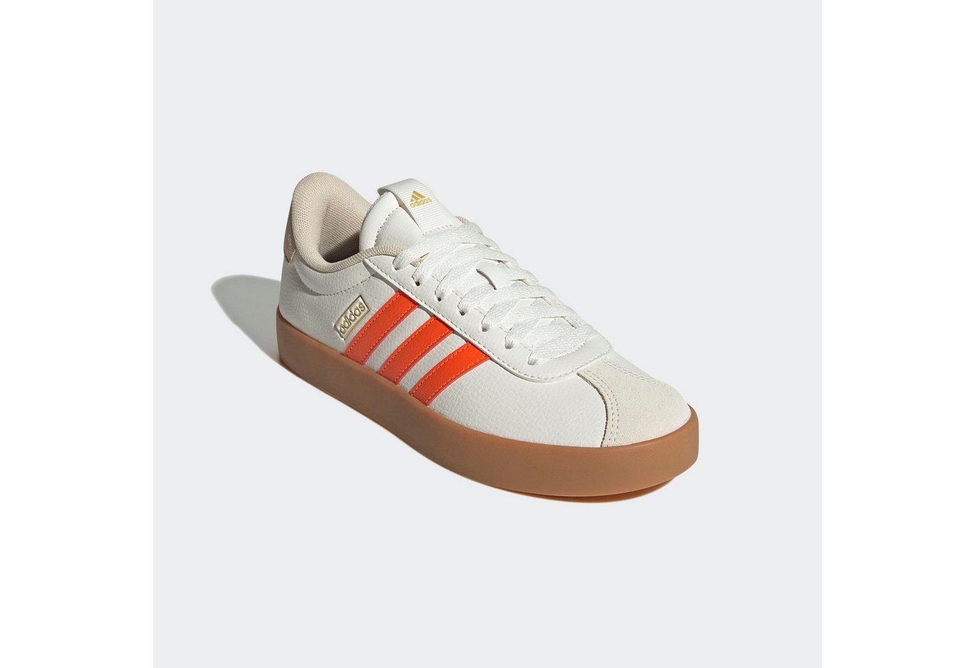 adidas Sportswear VL COURT 3.0 Sneaker inspiriert vom Design des adidas samba (weiß/orange/gold)