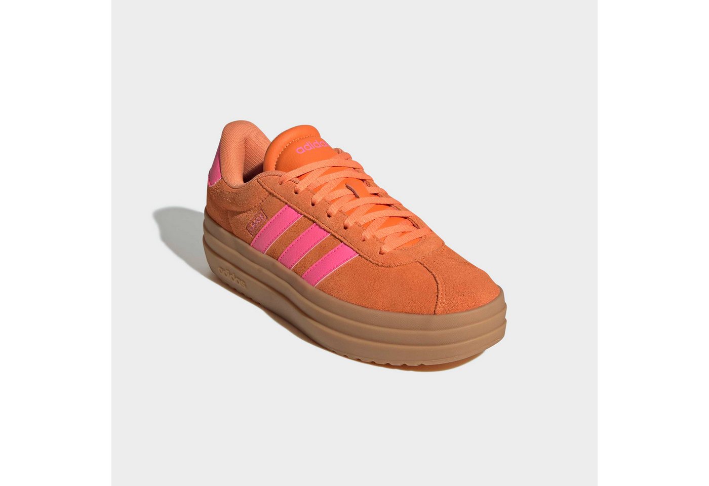 adidas Sportswear Plateausneaker inspiriert vom Design des adidas gazelle bold (orange/rosa)