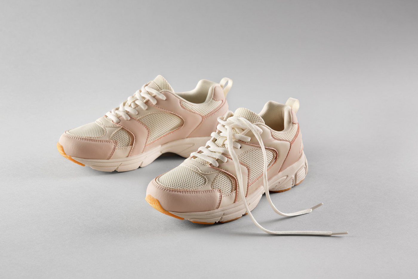 Aniston SHOES Sneaker, Freizeitschuh, Halbschuh, Schnürschuh - NEUE KOLLEKTION (beige)