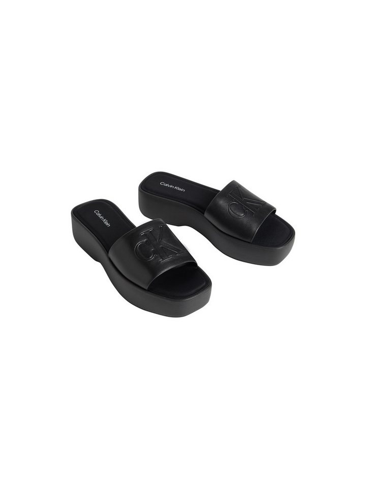Calvin Klein FLATF SNDL LTH MG Pantolette Strandschuh, Sommerschuh, Flat, Plateauschuh mit CK-Logo