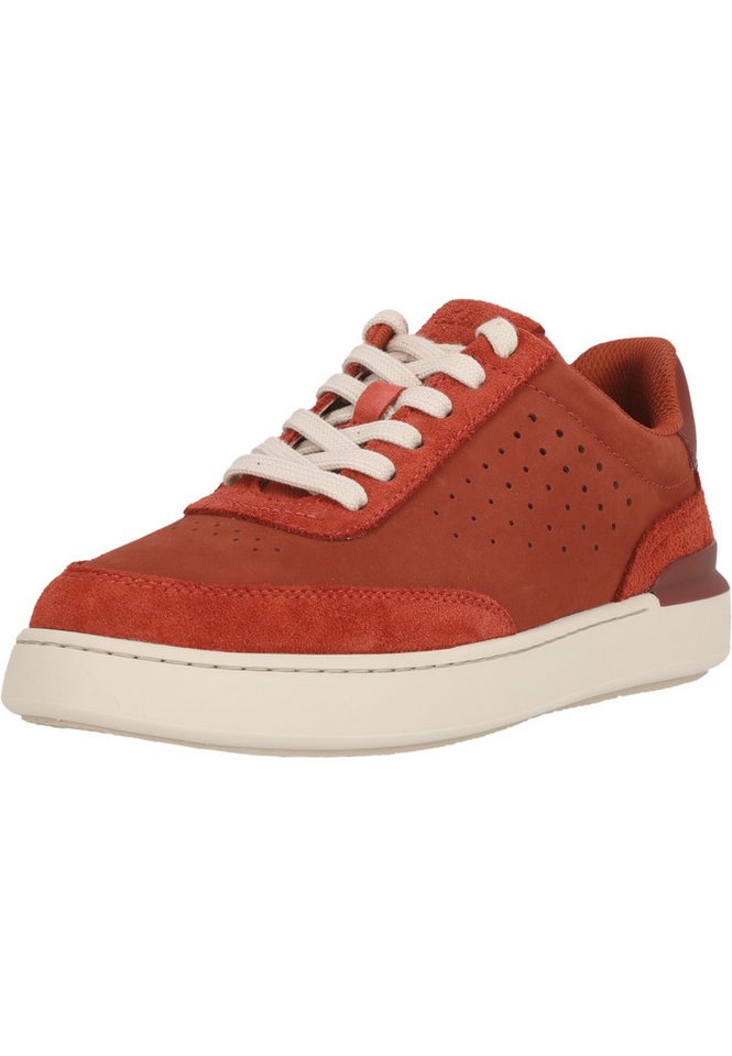Clarks Courtlite Sneaker in retro-inspirierter Optik mit dämpfender Sohle