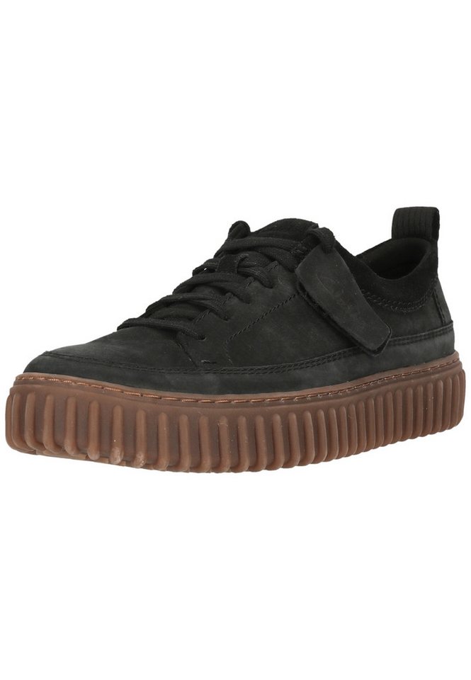 Clarks Torhill Lace Sneaker mit gerippter Laufsohle