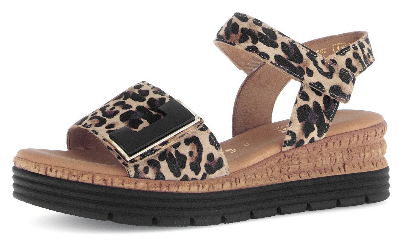 Gabor GENUA Keilsandalette, Riemchensandale, Komfortschuh, Schmuckelement, G-Weite (beige)