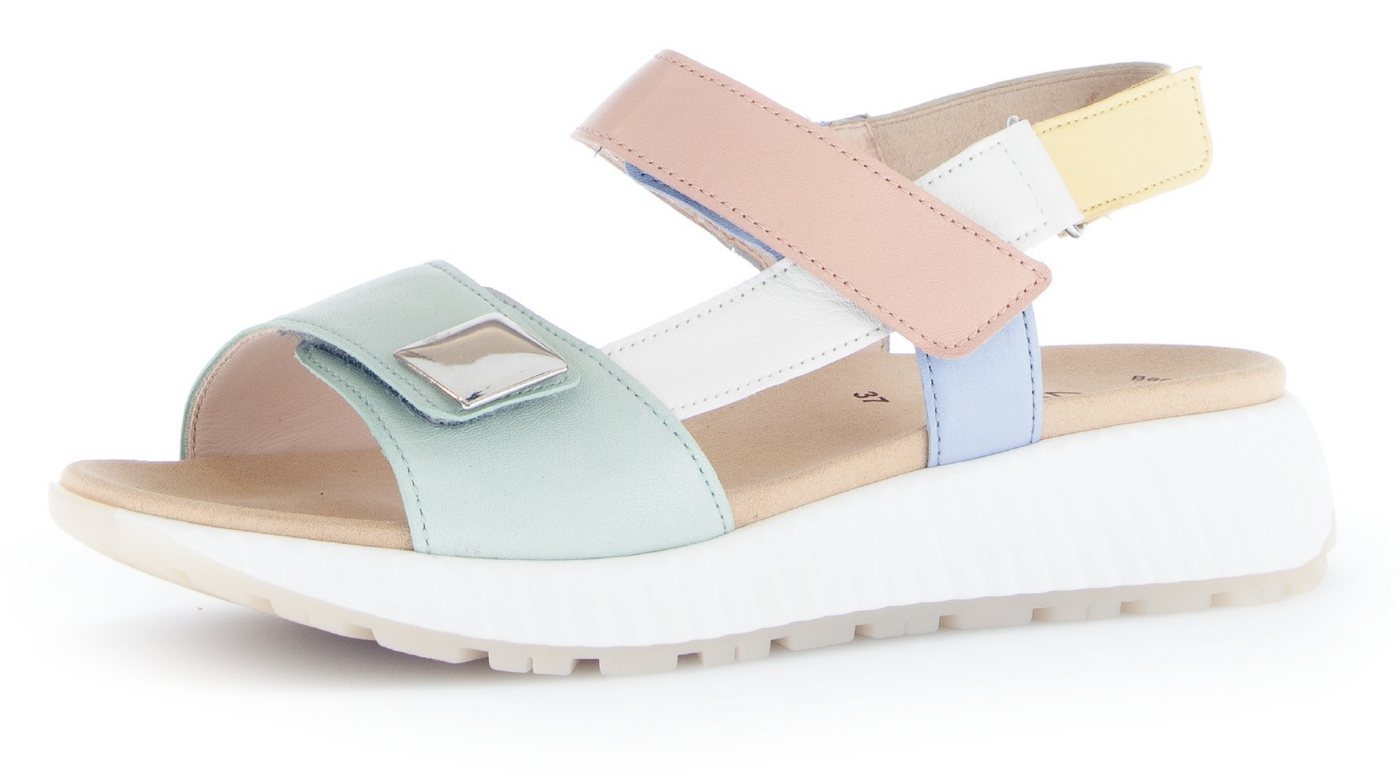 Gabor Keilsandalette, Riemchensandale, Bequemschuh, Sommerschuh mit hübschem Zierknopf