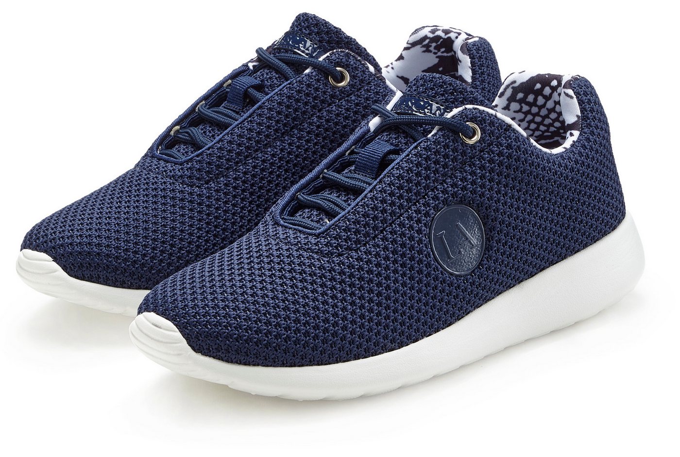 LASCANA ACTIVE Sneaker mit Wohlfühlinnensohle, Schnürhalbschuh, Freizeitschuh VEGAN (blau)