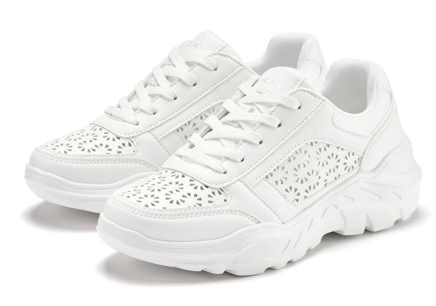 Lascana Sneaker Freizeitschuh, Halbschuh mit kleinen Cut-Outs und Chunky Sohle VEGAN