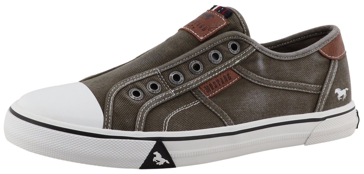 mustang shoes Ignazio Slip-On Sneaker Slipper, Freizeitschuh, Halbschuh mit Logo-Aufnähern