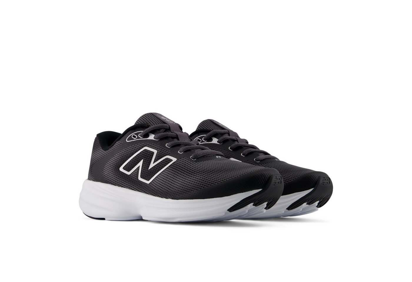 New Balance 411 Laufschuh für Erwachsene, mit Gummilaufsohle (schwarz/silber)