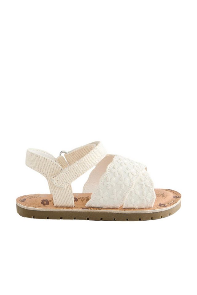 Next Sandalen mit Lochstickerei Sandale (1-tlg)