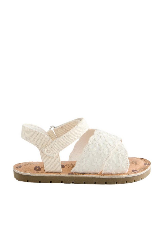 Next Sandalen mit Lochstickerei Sandale (1-tlg)