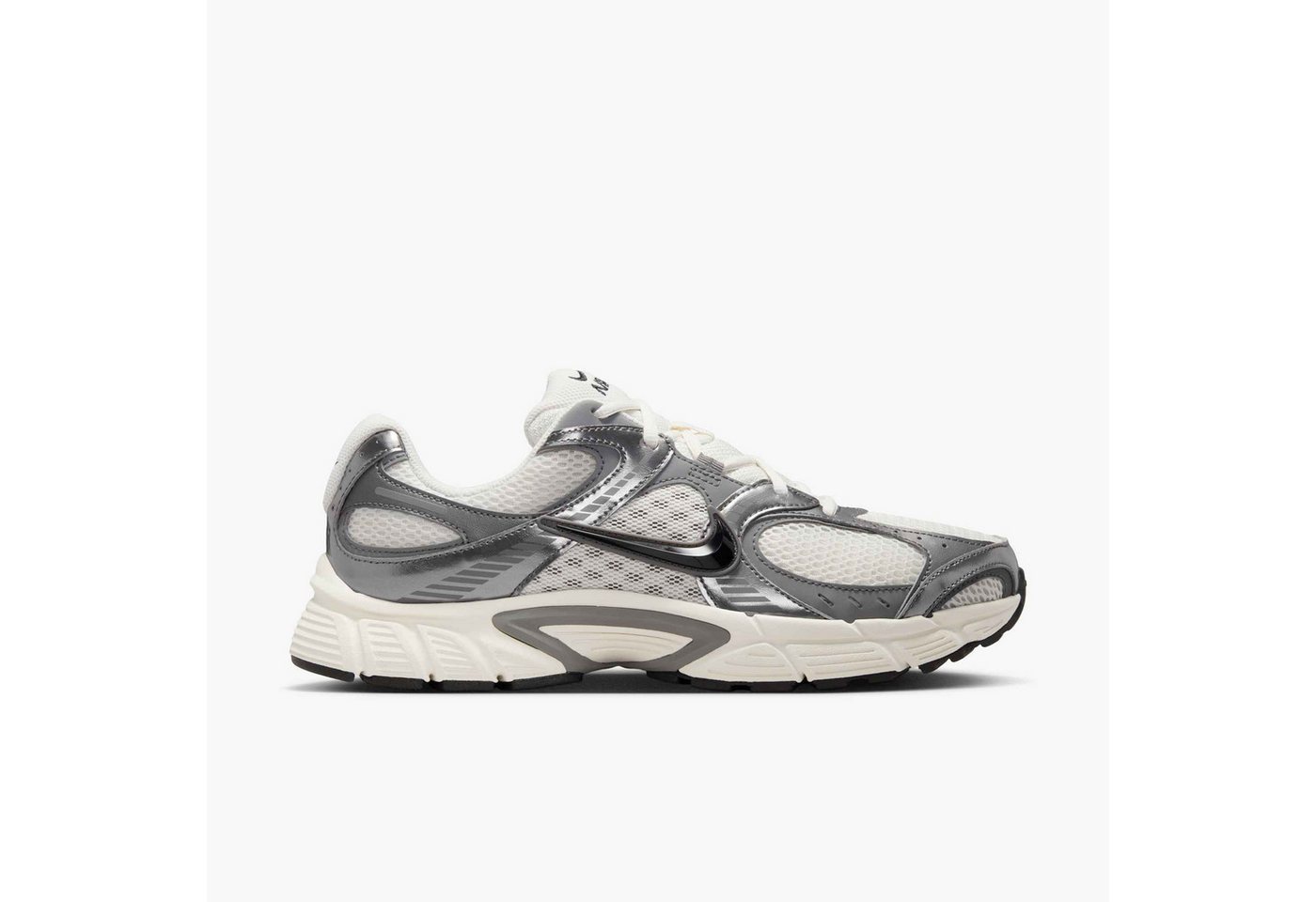 Nike Sportswear Nike V5 RNR Sneaker inspiriert vom Design des Y2K Nike Vomero 5 (schwarz)
