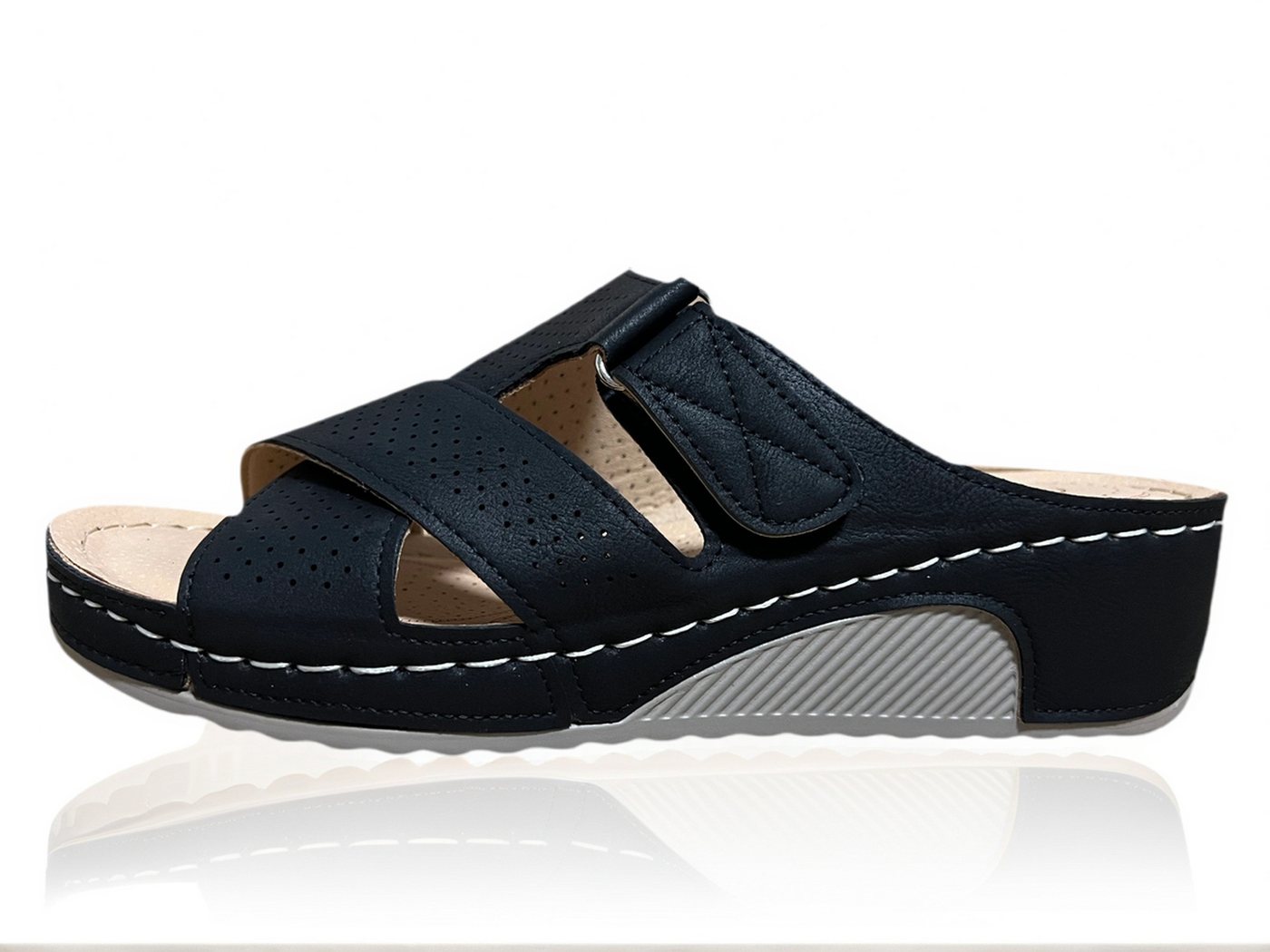 Nowaland Bequeme Damen-Pantoletten mit verstellbarem Riemen und Keilabsatz Pantolette atmungsaktiv, weiche Innensohle, ideal für Alltag & Komfort (schwarz)