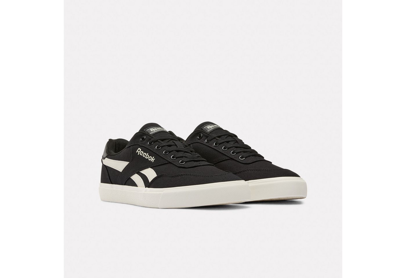 Reebok Classic REEBOK COURT ADVANCE VULC Trainingsschuh (schwarz/weiß)