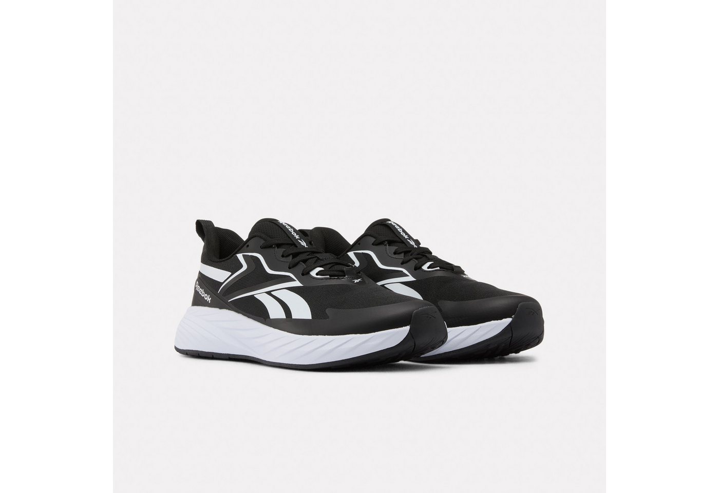 Reebok VERSE Laufschuh (schwarz/weiß)