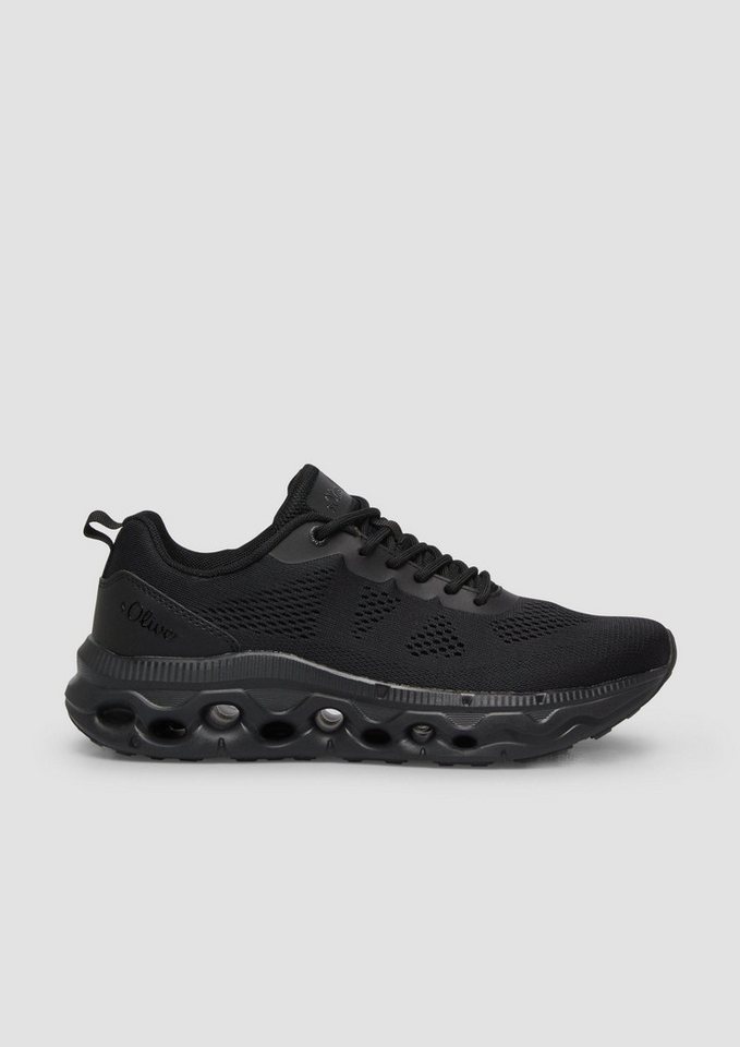 s.Oliver Sneakers Sneaker Sportive Sneaker mit Plateau-Sohle (schwarz)