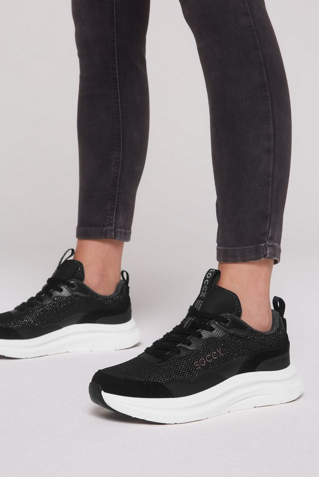 SOCCX Sneaker mit Fersenstabilisator