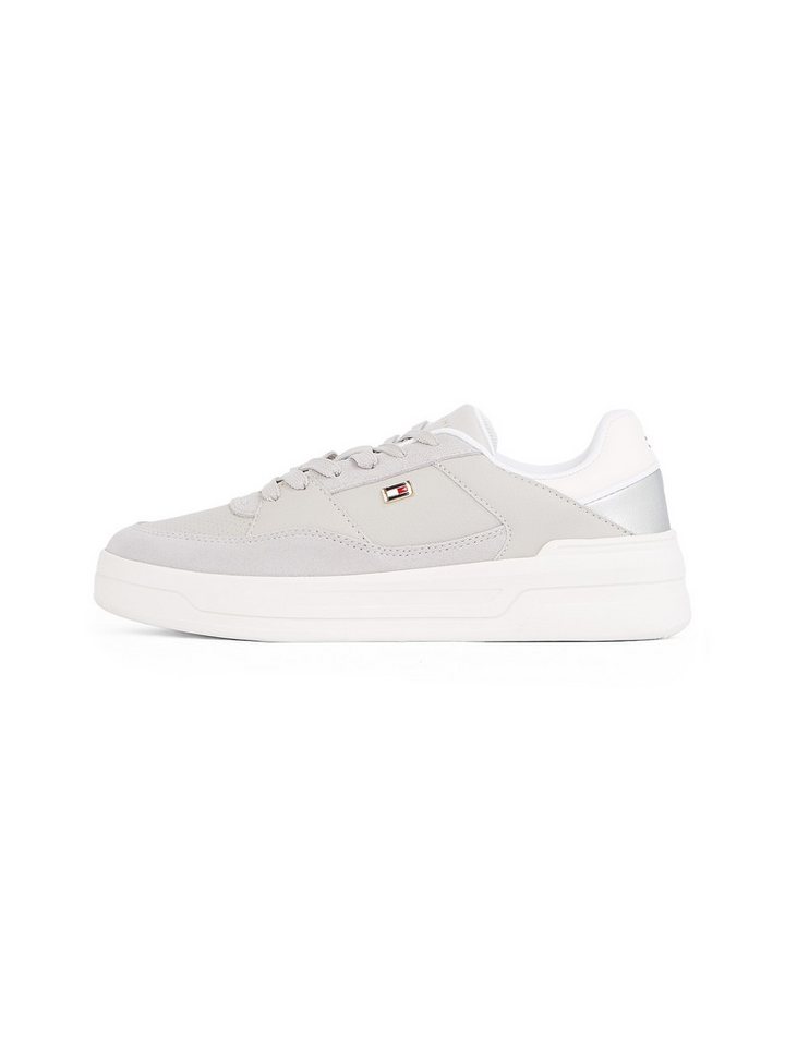 Tommy Hilfiger ESSENT BASKET SNEAKER METALLIC Plateausneaker, Freizeitschuh, Halbschuh, Schnürschuh mit seitlicher Logoflagge