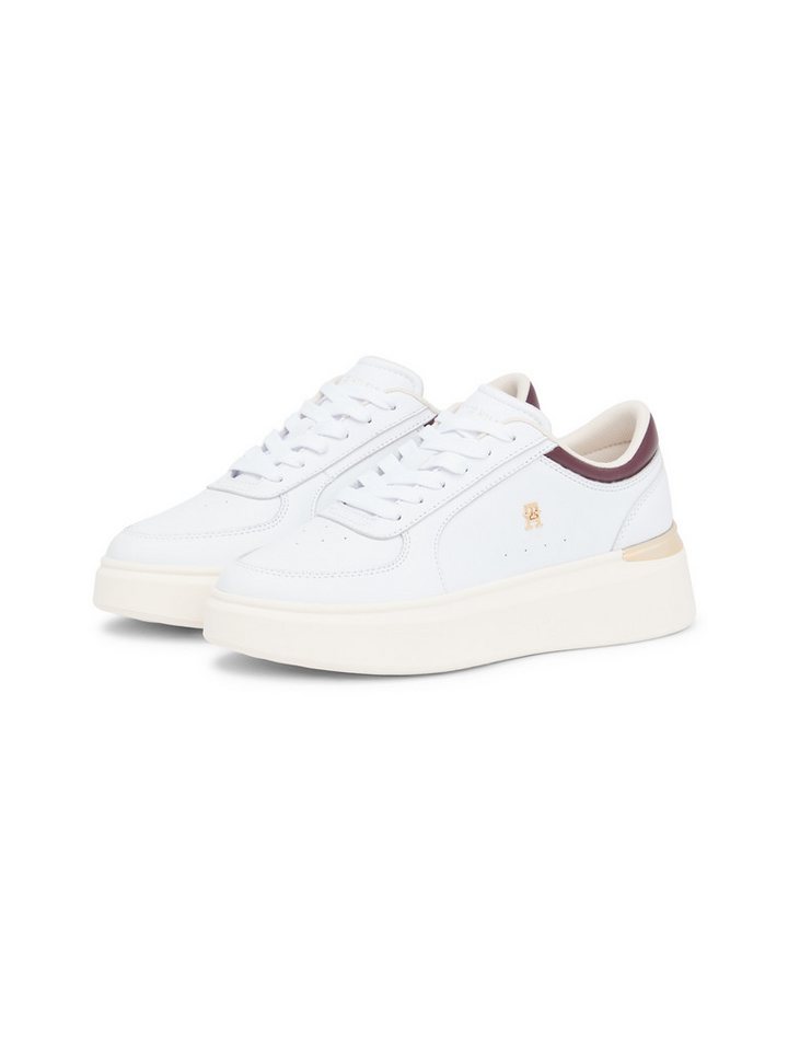 Tommy Hilfiger SHINY LEATHER PLATFORM SNEAKER Plateausneaker, Halbschuh, Schnürer mit Besatz in Metallicoptik an der Ferse