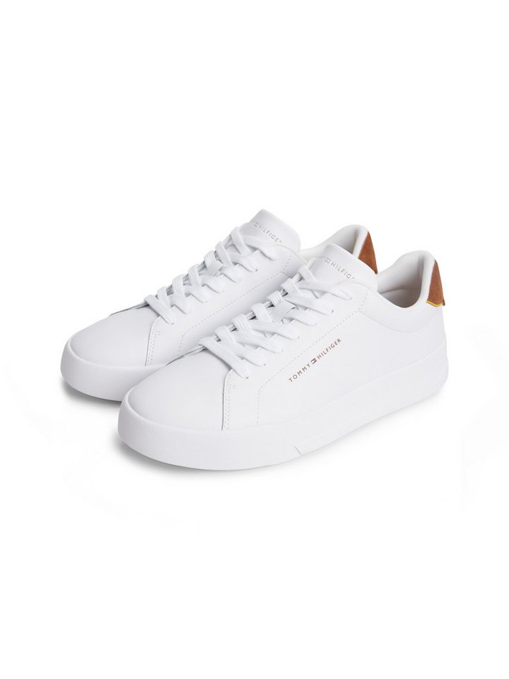 Tommy Hilfiger TH COURT LTH DETAIL ESS Sneaker Freizeitschuh, Halbschuh, Schnürer mit Logoschriftzügen (braun/weiß)