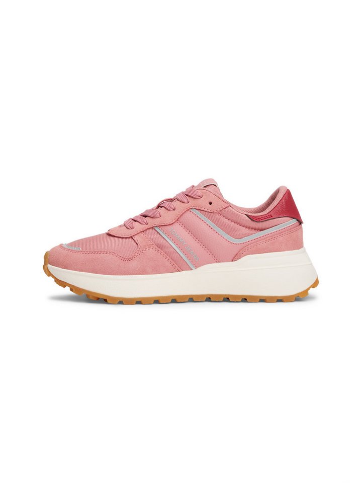 Tommy Jeans TJW CLEATED RUNNER Keilsneaker, Freizeitschuh, Schnürschuh, Halbschuh mit Reflektorstreifen (rosa)