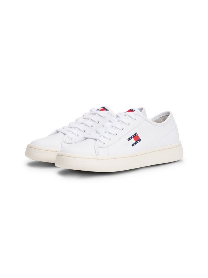 Tommy Jeans TJW LIGHTWEIGHT COURT SNEAKER Plateausneaker, Freizeitschuh, Halbschuh, Schnürschuh mit plakativer Logoflag