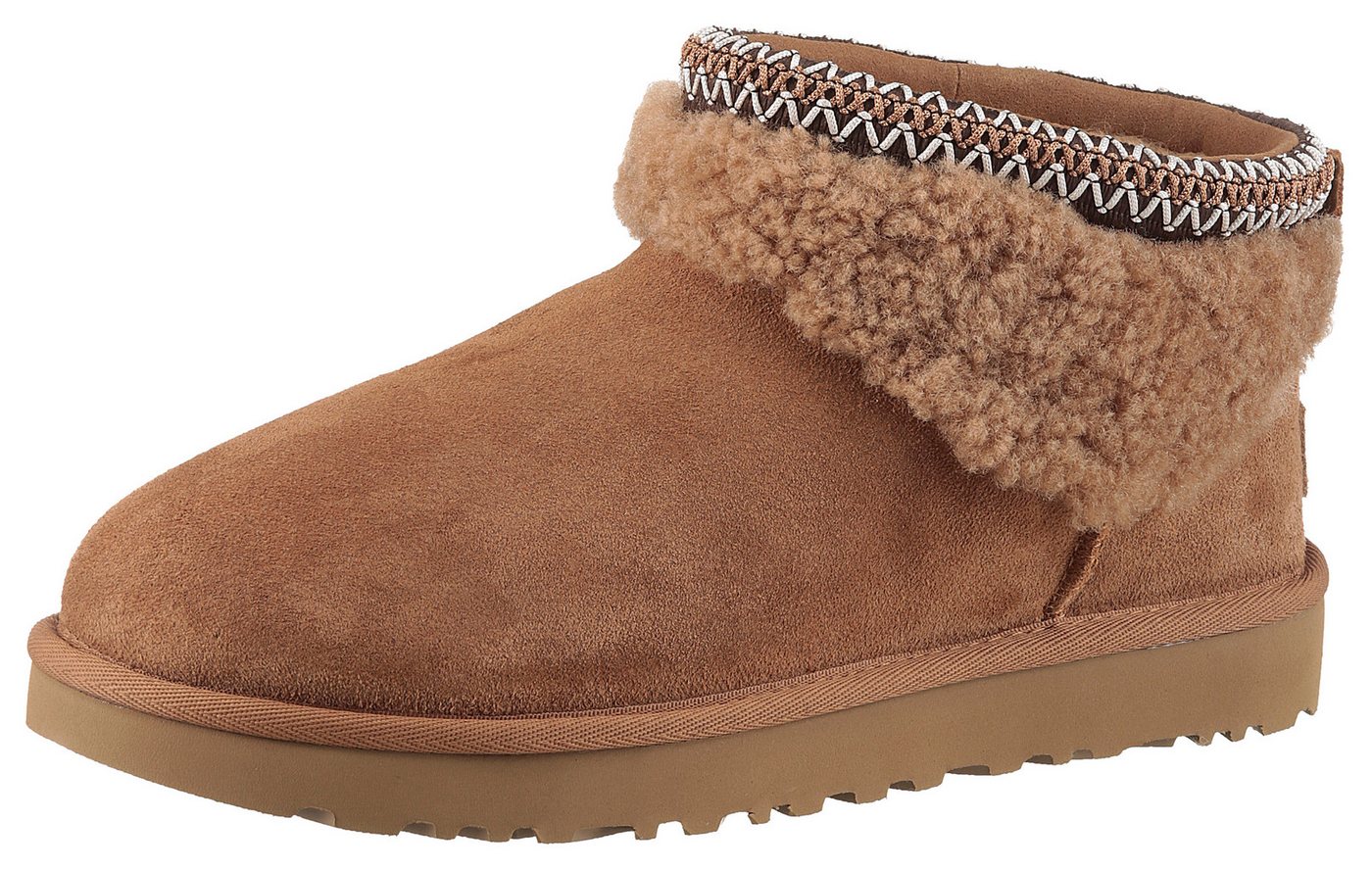 Ugg CLASSIC ULTRA MINI MAXI CURLY Schlupfboots, Winterstiefel, Snowboots mit Ethno-Textilband am Schaftrand