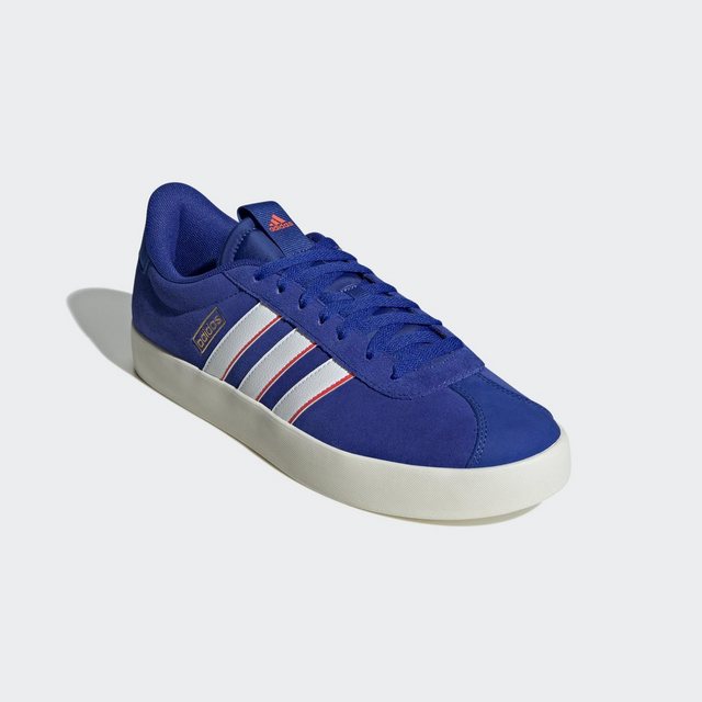 adidas Sportswear VL COURT 3.0 Sneaker Design auf den Spuren des adidas Samba (Semi Lucid Blue / Cloud White / Bright Red)