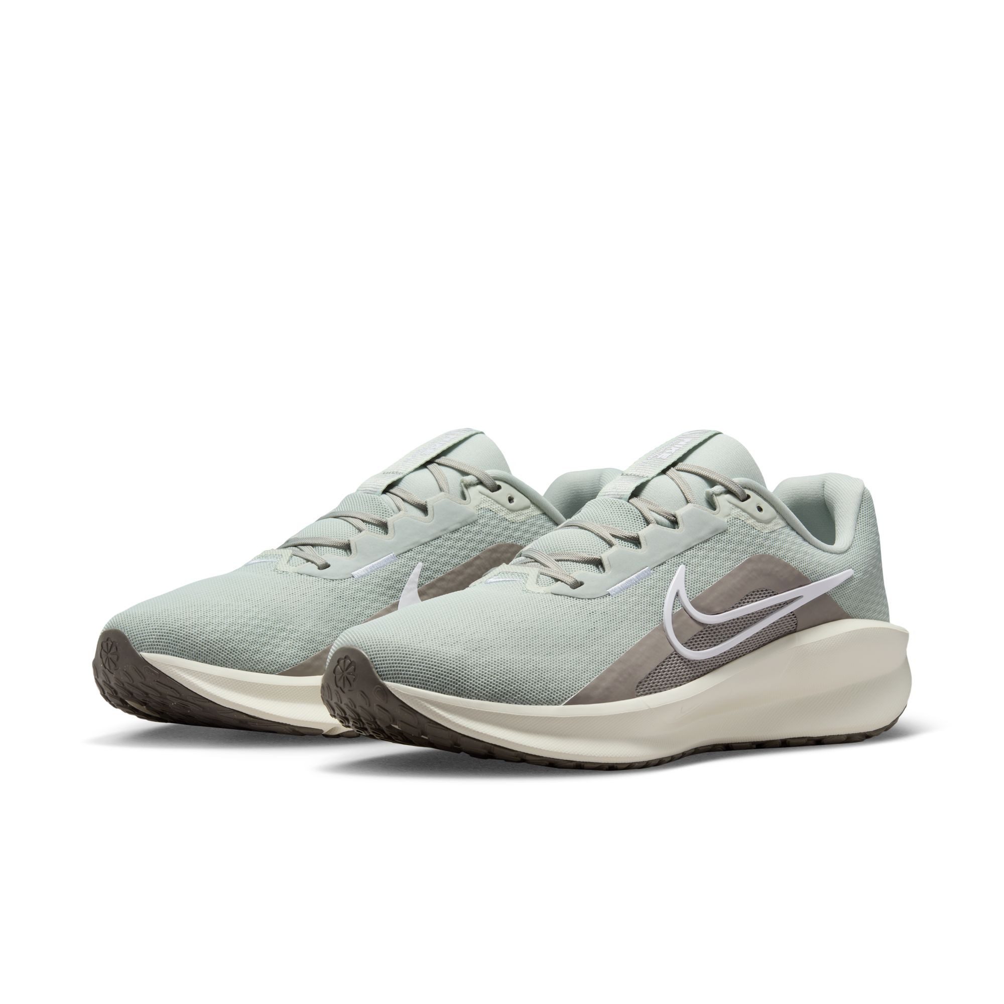 Nike DOWNSHIFTER 13 Laufschuh (grau)