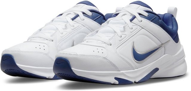 Nike »DEFY ALL DAY« Trainingsschuh (WHITE/MIDNIGHT NAVY-METALLIC SILVER)