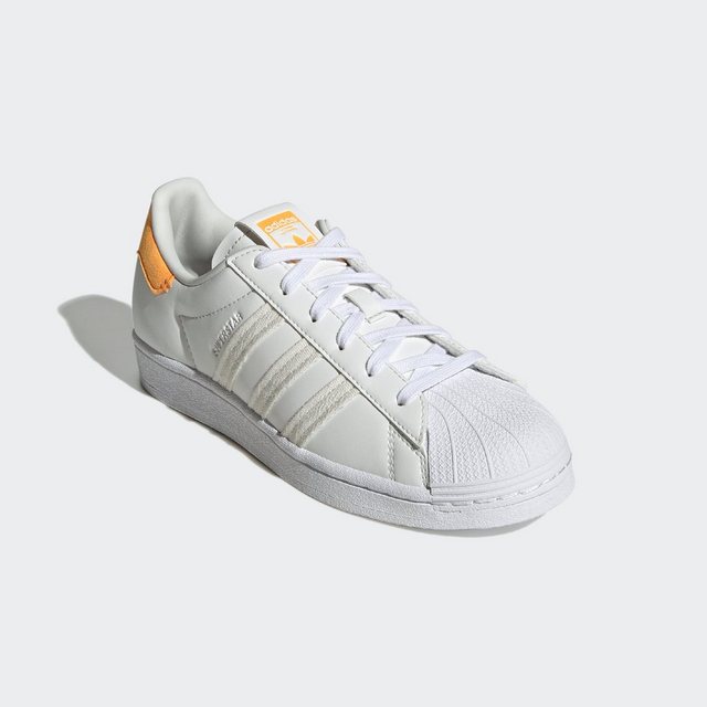 adidas Originals »SUPERSTAR W« Sneaker (weiß-hellorange)